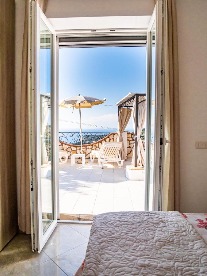 アナカプリ Casa Astra Bed & Breakfast エクステリア 写真