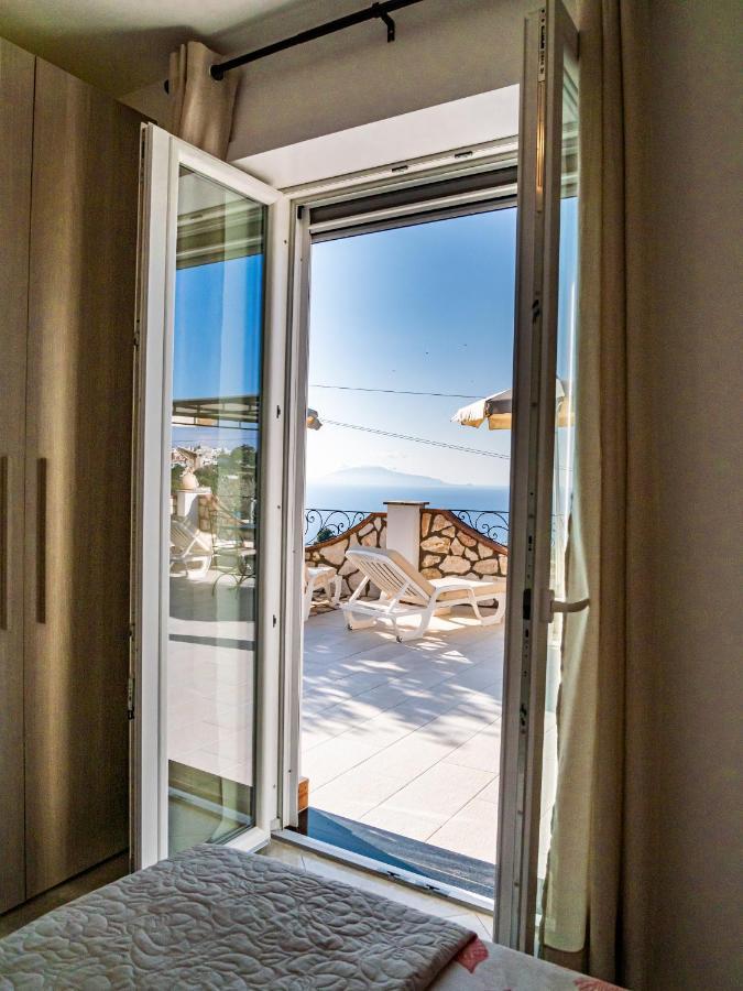 アナカプリ Casa Astra Bed & Breakfast エクステリア 写真