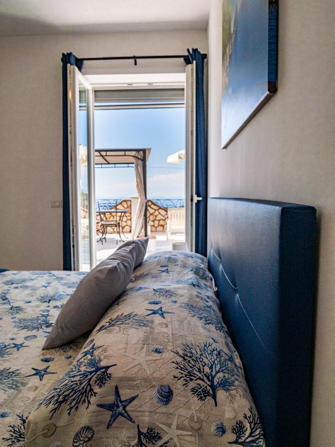 アナカプリ Casa Astra Bed & Breakfast エクステリア 写真